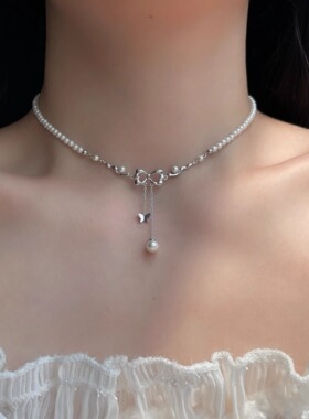 高级感蝴蝶结珍珠项链女轻奢小众设计精致锁骨链晚礼服配饰不掉色