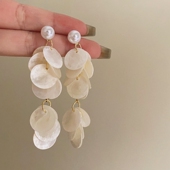 高级感气质耳夹无耳洞耳饰 复古珍珠贝壳吊坠耳环 留洋白月光 法式