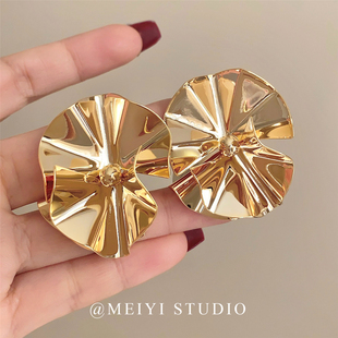 小众耳环潮 大气欧美新品 圣尼薇亚 高级感冷淡风金属立体圆形耳环