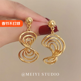 舞曲~欧美爆款金属螺旋镂空吊坠耳环 冷淡发显脸小出片个性耳饰品