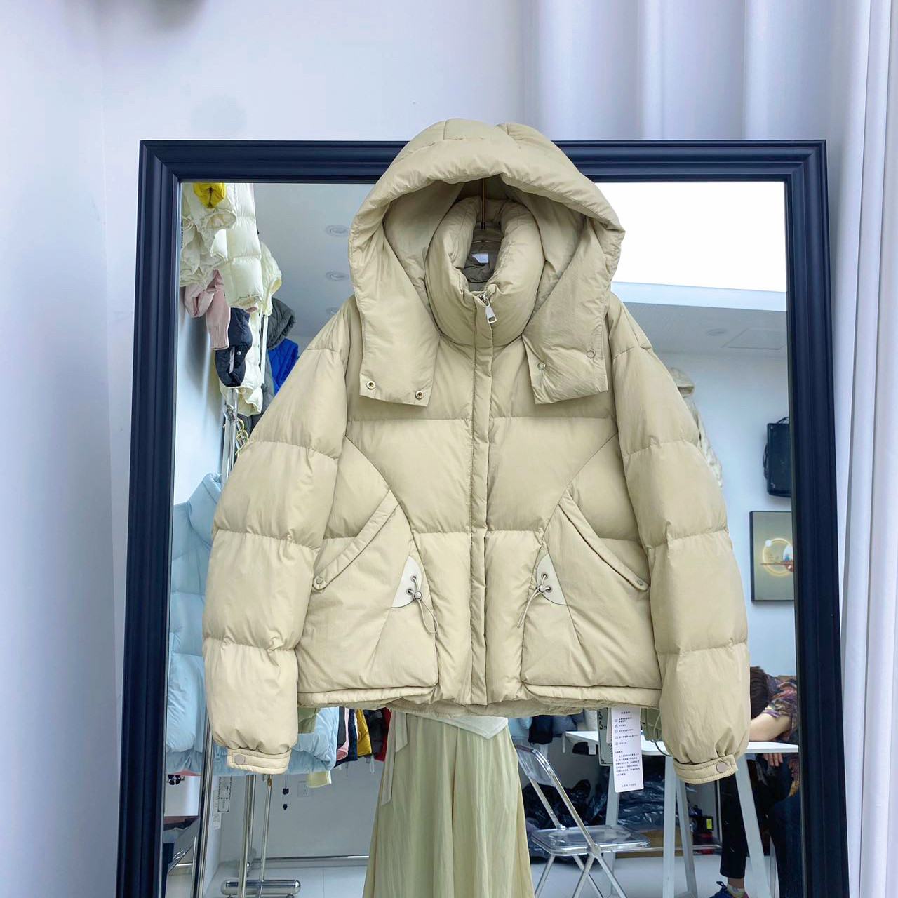 短款连帽羽绒服女2026冬新款中年时尚保暖加厚外套