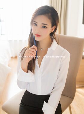 制服诱惑骚女秘书夜店