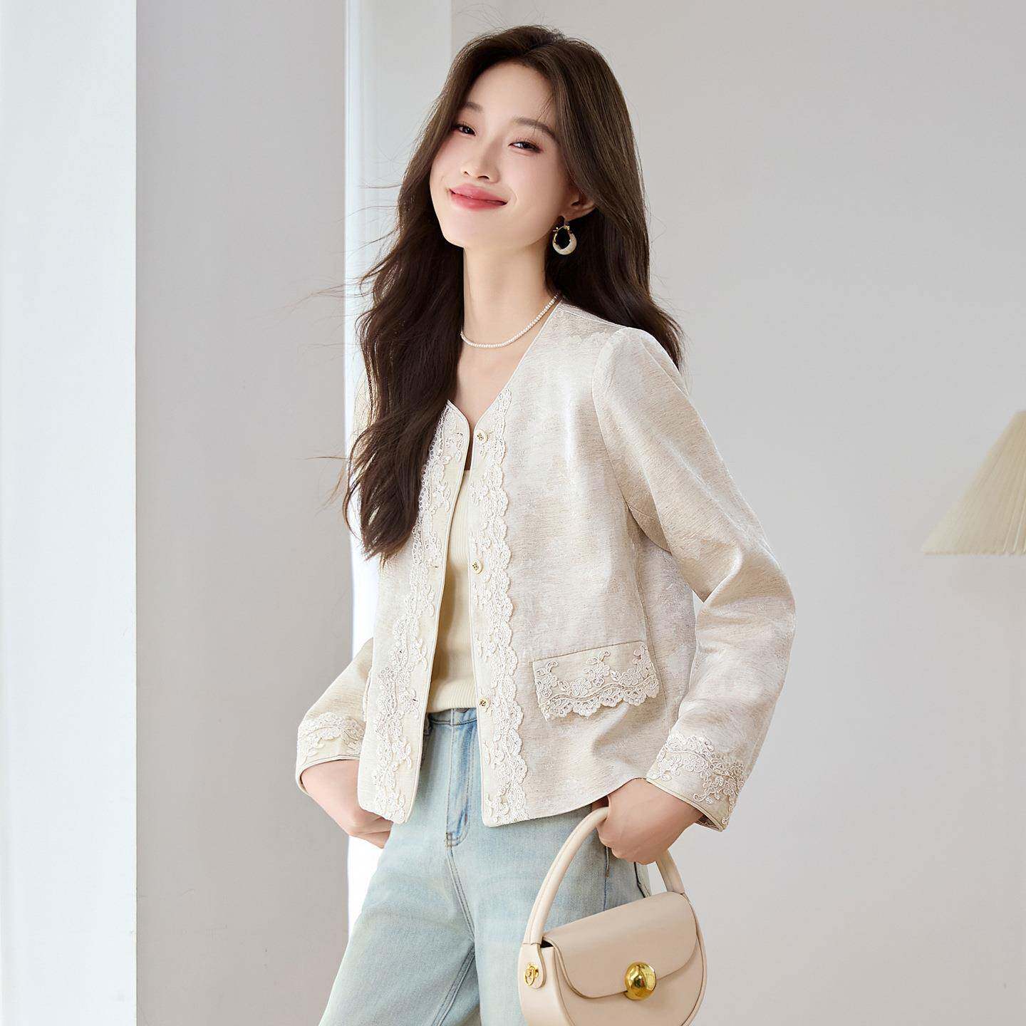 中ZMU8057C式国风外套女减短款春新秋款新独特漂亮重工刺绣复古龄