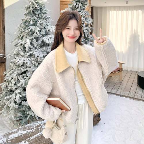 黄色两小气面C012-856穿皮毛一仿体羊羔毛外套女冬个子洋减龄翻领