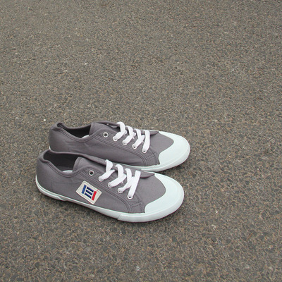 满2双包邮12.14瑕疵女士低帮系带月牙头平底帆布女鞋