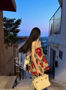 碎花抽褶露背抹胸通勤