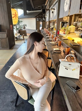 【Dear zhazha】御姐私藏~名媛修身大V领交叉收腰针织打底衫上衣