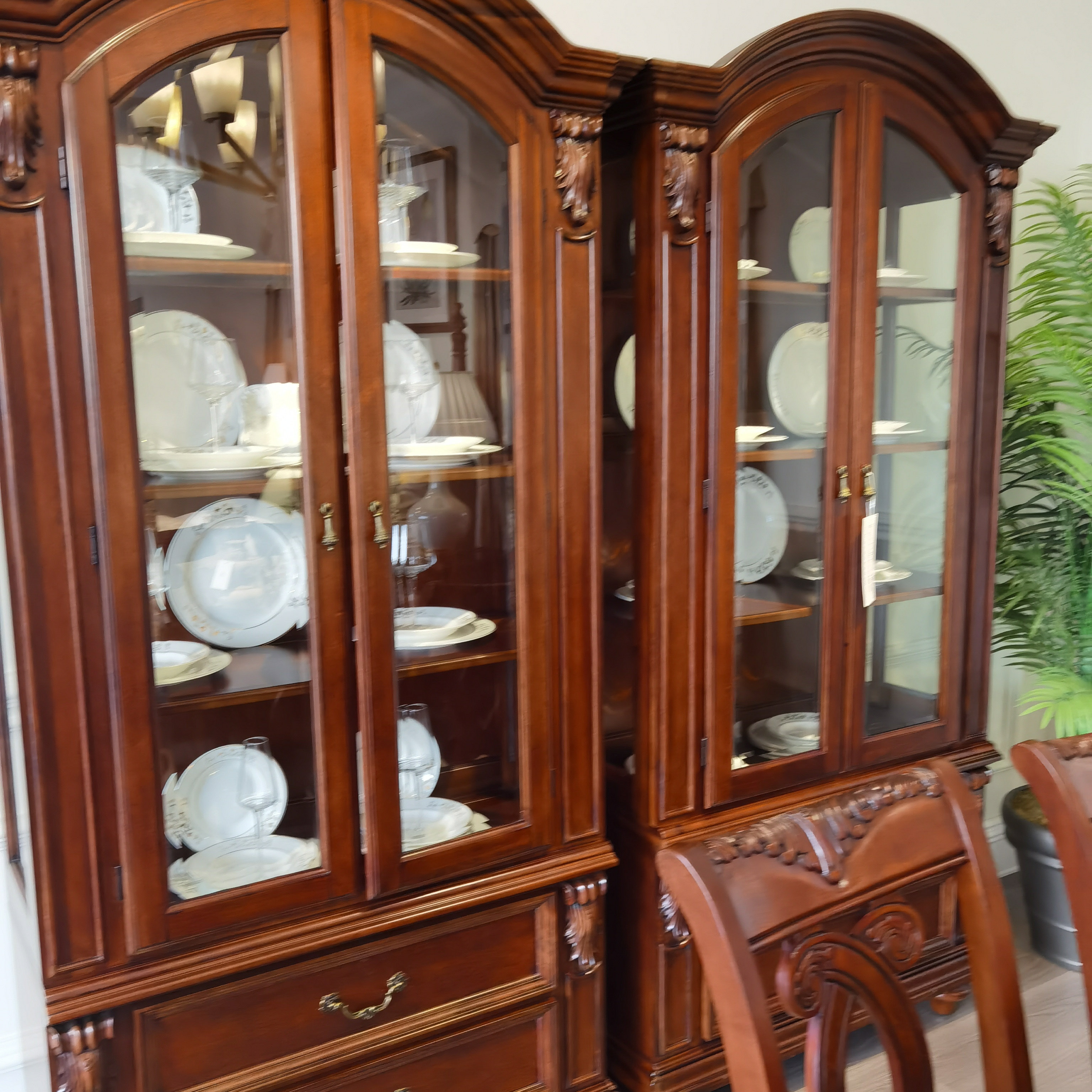 美式乡村酒红双门玻璃酒柜美式复古桃花芯实木陈列展示装饰柜定制