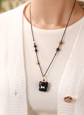 合香珠黑檀新中式立体小猫毛衣链