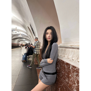 新款 夏媛原创 2025冬季 灰色针织套装 内搭裙子百搭送腰带 肯豆穿搭