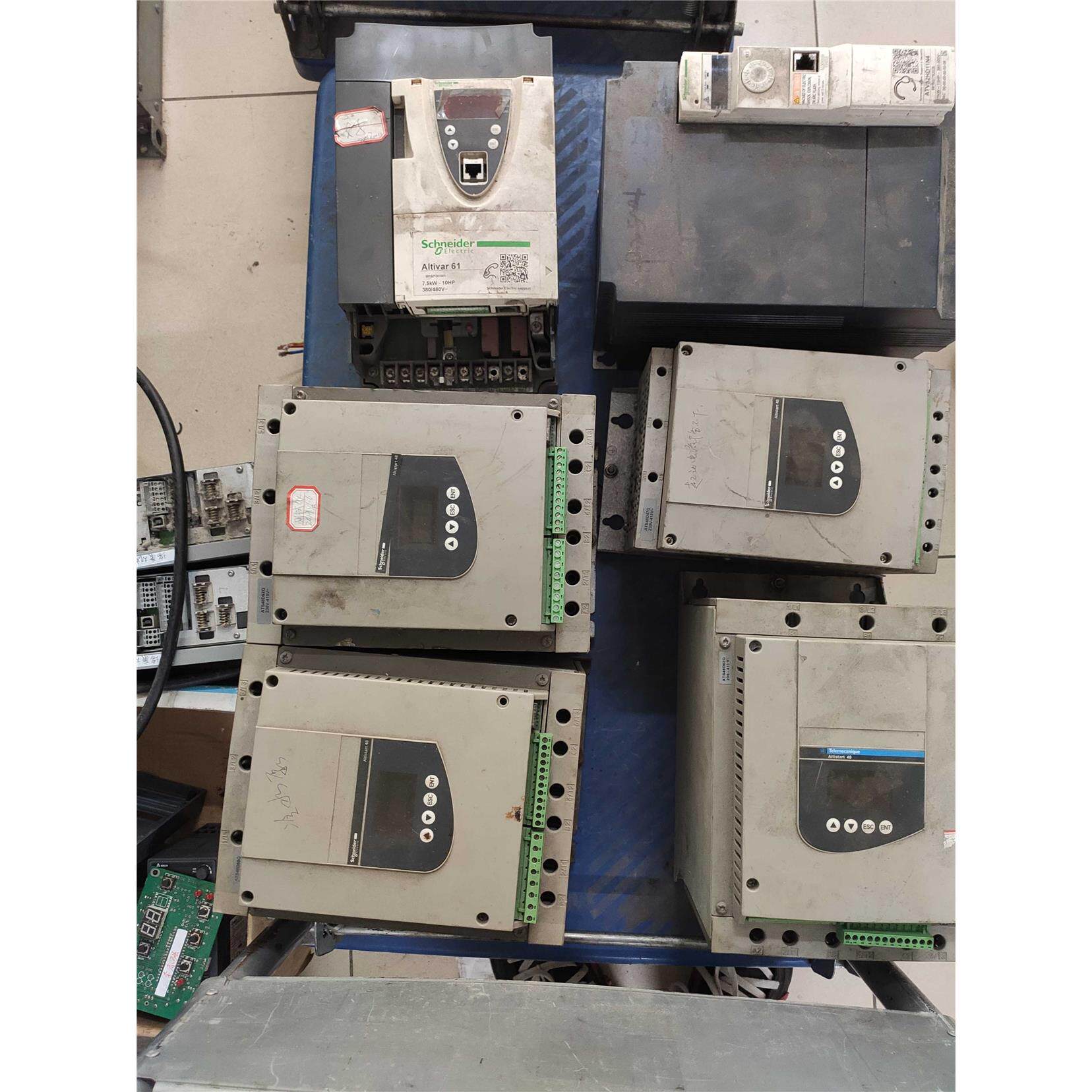 议价产品施耐德软启动器ats48d88q专业检测维修 有质保 议价