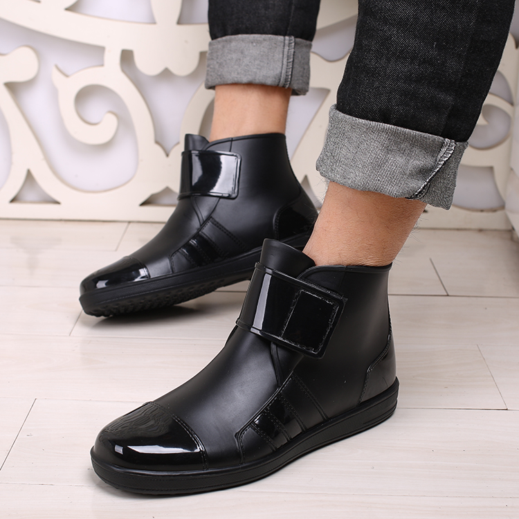 Chaussures - bottes caoutchouc homme - semelle plastique - Ref 971271 Image 1