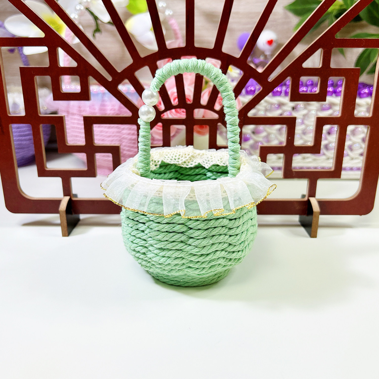 diy手工纸杯花篮成品