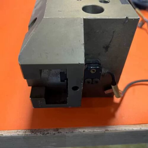 售前询价议价AF30-90 PS A089型号气缸，工业级金属材质，带原可
