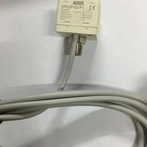 售前询价议价现货供應韩国ARK数显压力开关KP42P-02-F1