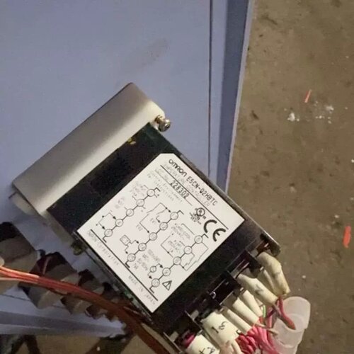 售前询价龙E5CN-Q2HBTC温控器 成色如图 拆