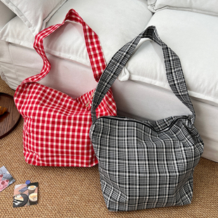 韩系复古格纹单肩包女2026夏天新款 大容量斜挎包百搭通勤帆布包包