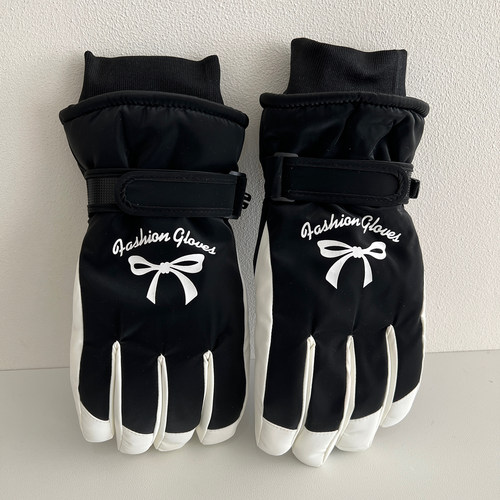蝴蝶结印花黑色女款滑雪手套冬季