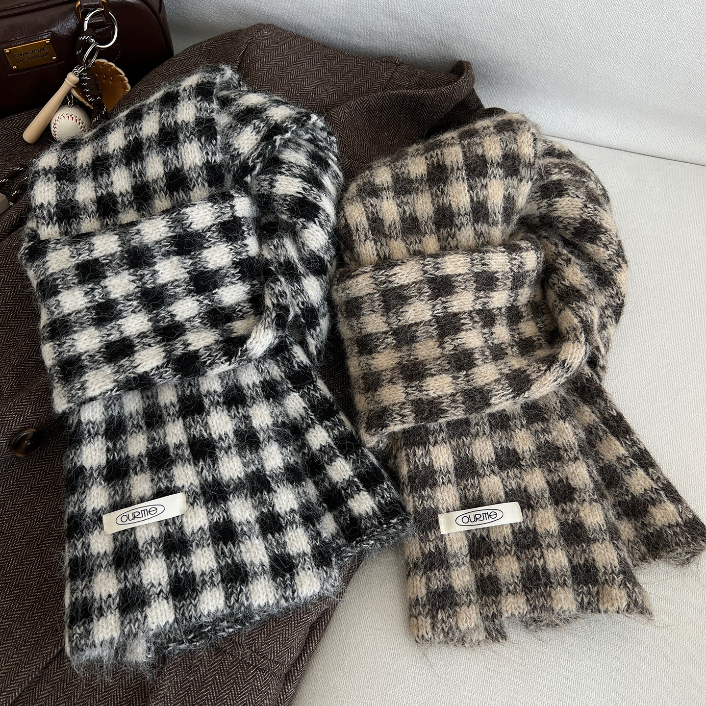 高级感简约格子围巾女冬季韩版百搭羊毛混纺加厚保暖学生情侣围脖