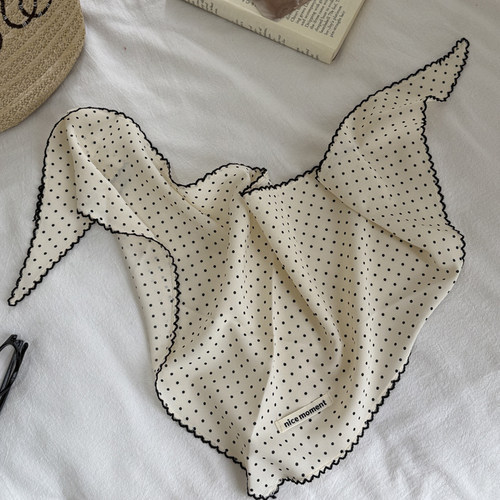 法式波点三角巾女夏季时髦包头巾