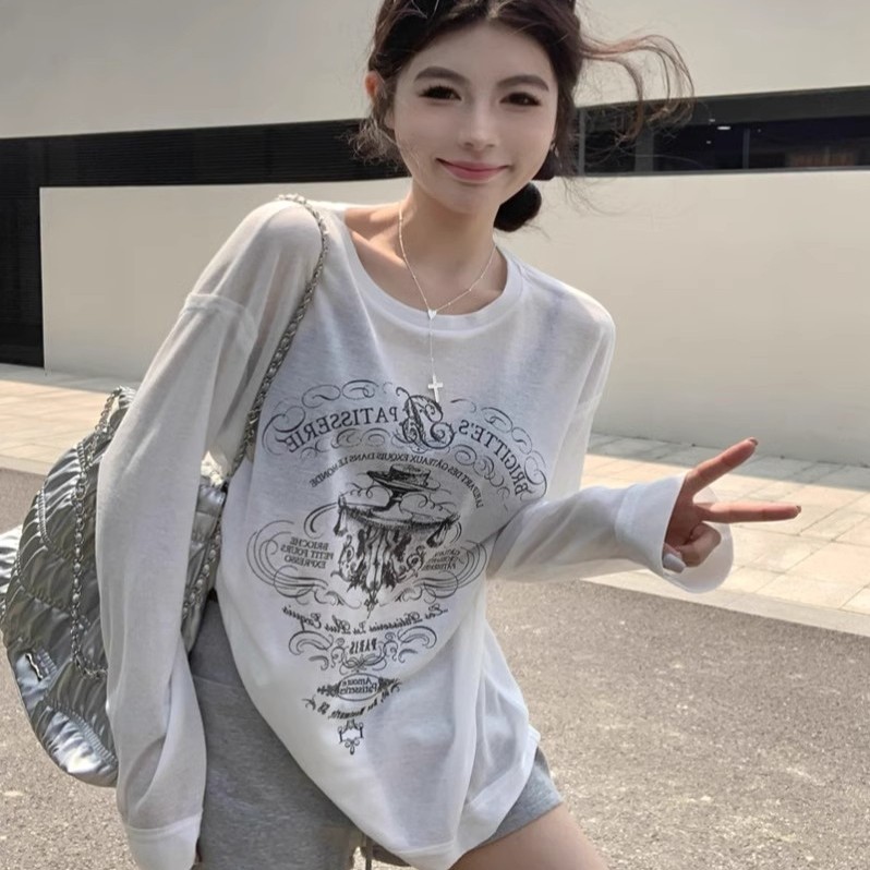 慵懒风设计感字母印花防晒T恤女装夏季新款休闲宽松透视罩衫上衣,女装/女士精品,T恤,淘宝优惠券,粉丝福利购,淘宝优惠卷