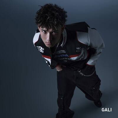 GALI同款阿迪达斯三叶草男赛车风机车防风皮衣外套 JM8031