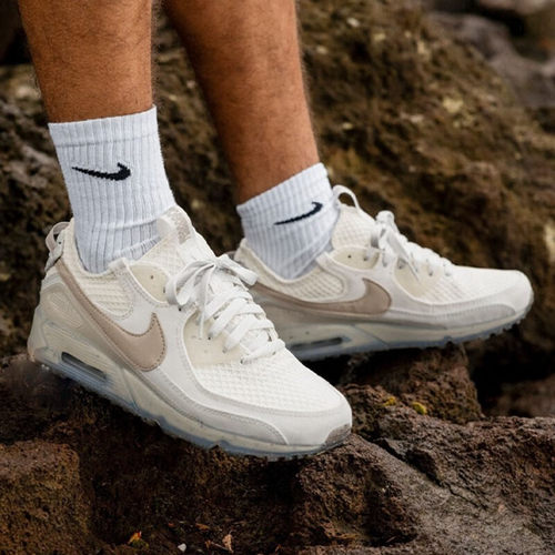 Nike/耐克Air Max男子运动休闲舒适缓震气垫跑步鞋DM0033-100