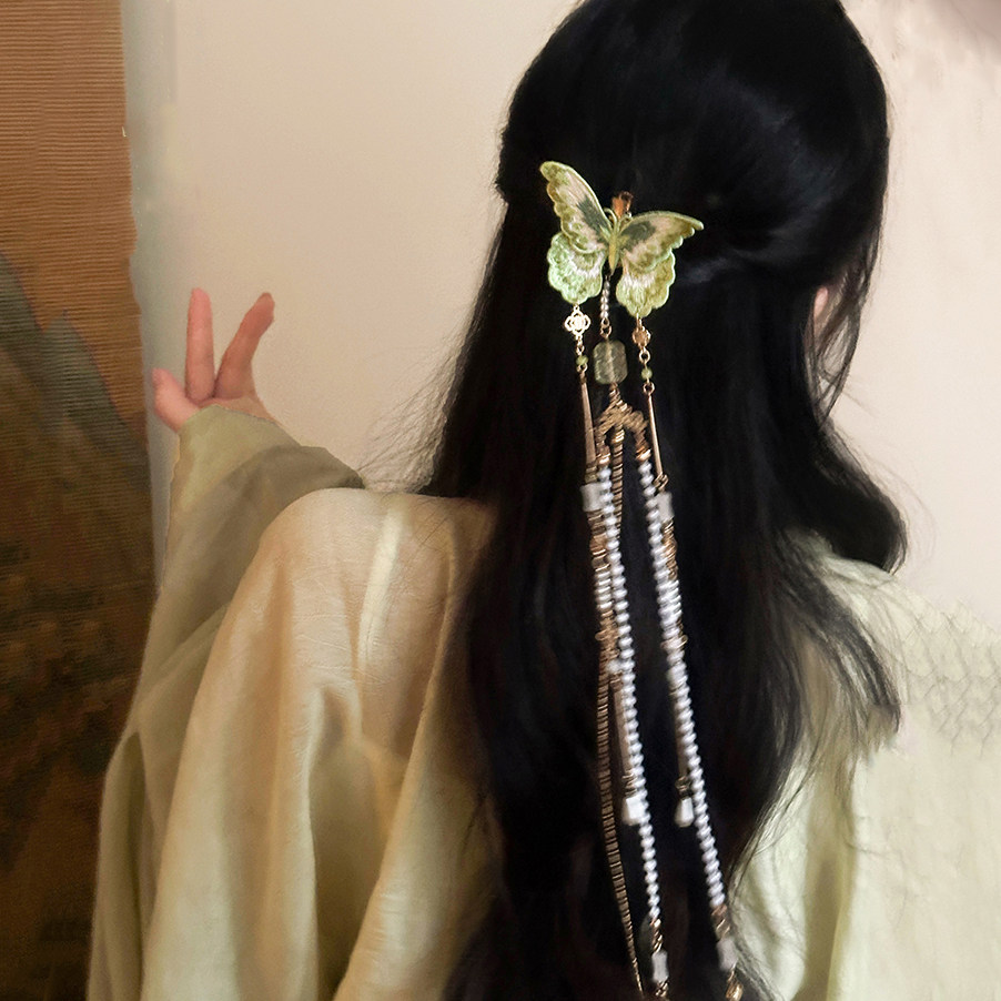 新中式绿色蝴蝶长流苏发夹古风汉服后压步摇发饰高级感后脑勺发夹