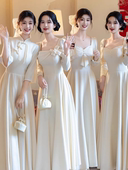 香槟色缎面伴娘服2025新款 简约高级感姐妹团连衣裙修身 显瘦礼服裙