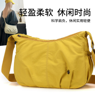 防水尼龙旅游包帆布妈妈包 牛津布单肩斜挎包饺子包女士休闲时尚
