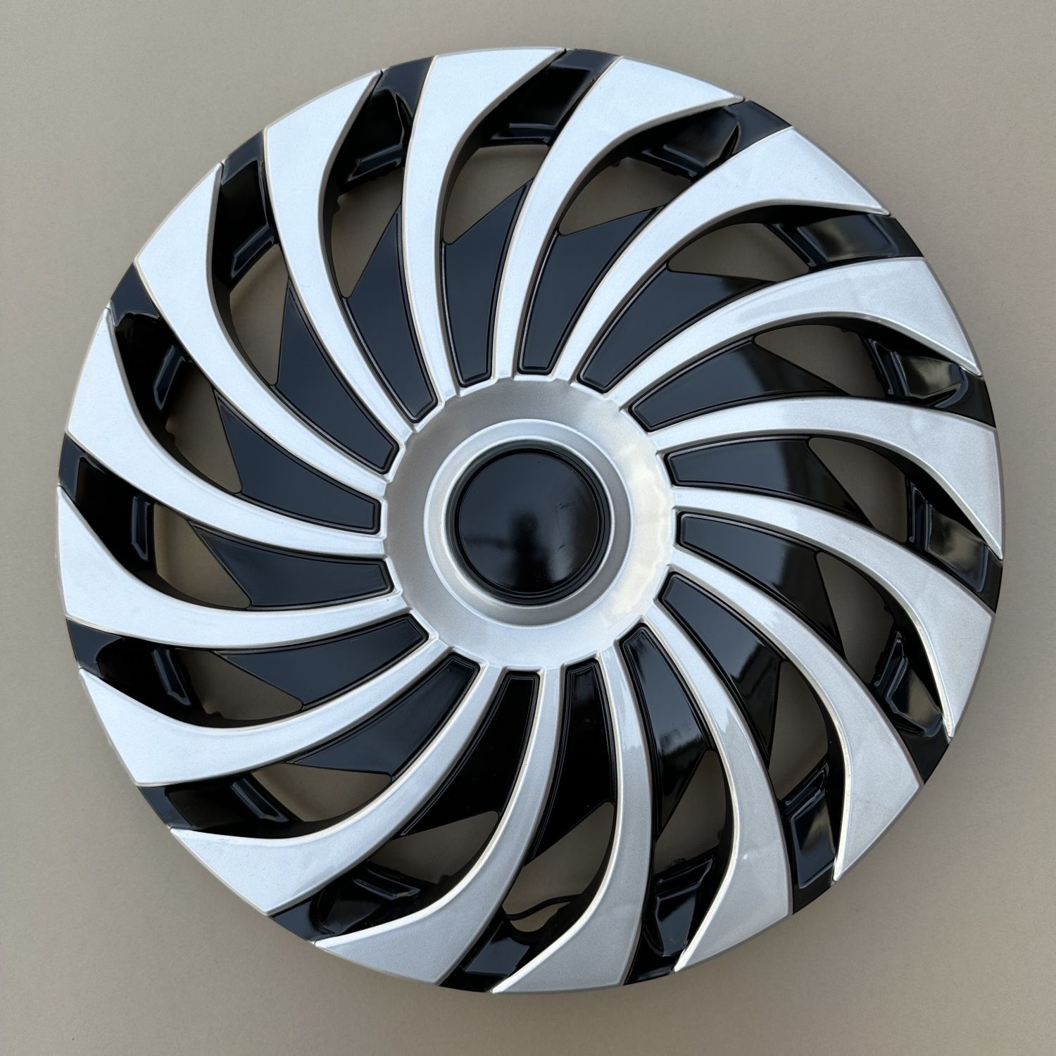 适用奔腾小马12寸轮毂盖活力马元气马萌趣马通用轮毂改装保护罩壳