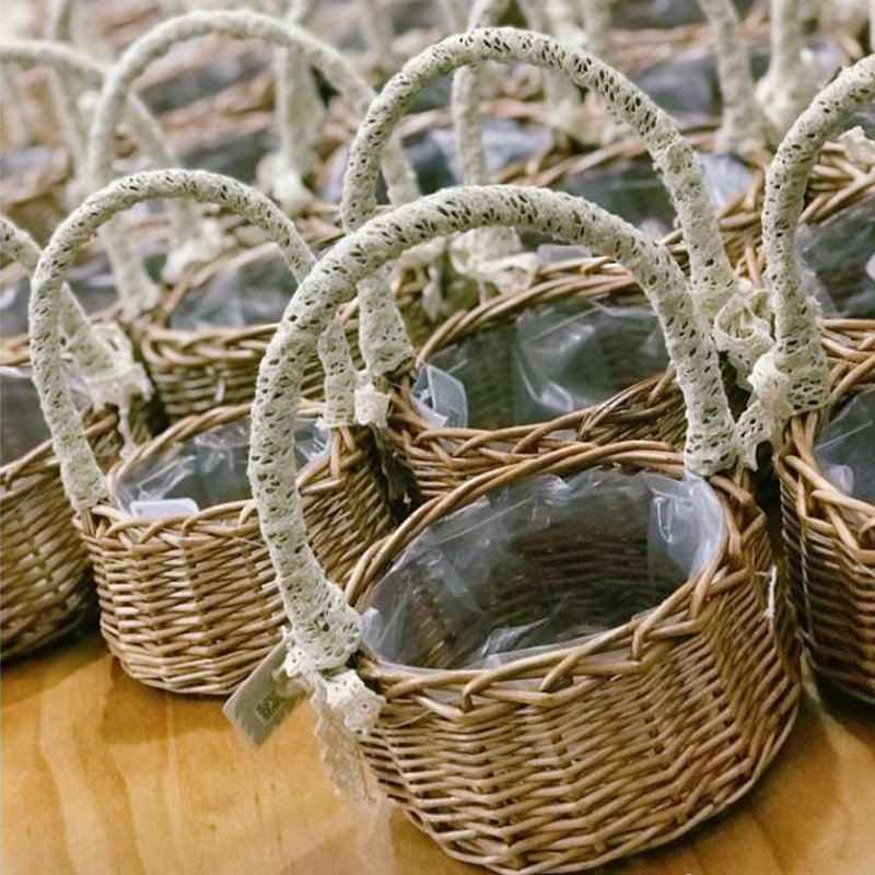 蕾丝迷你花瓣篮子编织公主