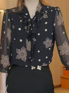 2026春季新款时尚围巾领印花七分袖小衫宽松遮肚显瘦亲肤打底衫女