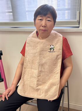 【熊猫防水层围兜毛巾】布料柔软吸水成人老人用的防水围嘴吃饭口