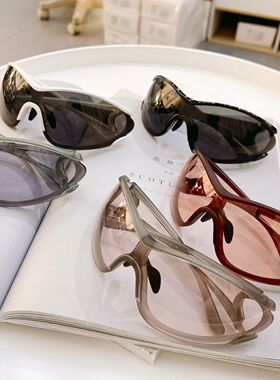 欧美红色大框Y2K太阳眼镜男女蛤蟆镜时尚骑行防风墨镜显瘦防晒女