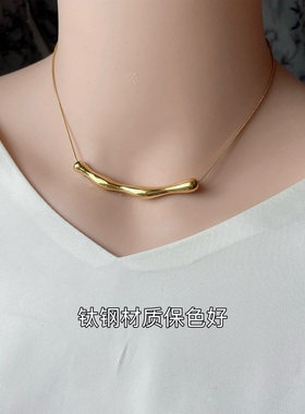 2026新款一字微笑不规则几何褶皱项链女设计感小众简约风钛钢