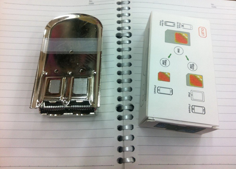 Pince pour cartes SIM - Ref 307973 Image 4