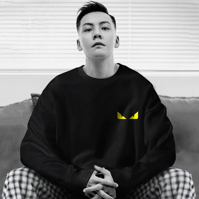 潮牌恶魔眼睛圆领卫衣男