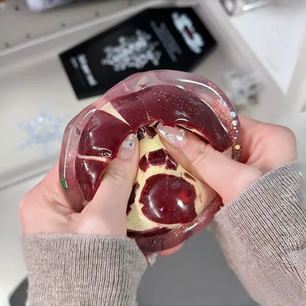 薄荷芒果黑巧手作球咔吱脆超解压按碎会出声可塑形玩具慢回弹