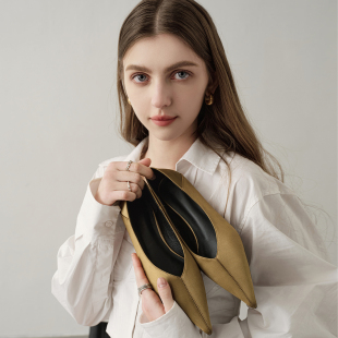 女巫鞋 进口意大利仿真丝 NOUR绉绸缎平底尖头平底单鞋 羊皮 马毛