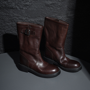 重工水洗巴恩风皮带扣平跟宽筒骑士黑色短靴真皮羊皮美拉德堆堆靴