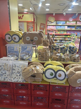 韩国代购 正品 神偷奶爸小黄人minion Bob 娃娃挂件抱枕包袋多款