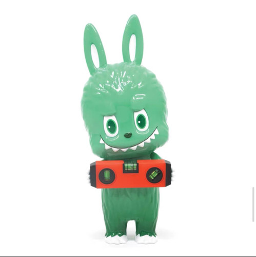 Art Basel x Labubu 绿色抱水平仪巴塞尔迈阿密站限定