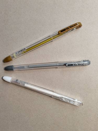 金银白色中性笔黑底作品纸适用东亚