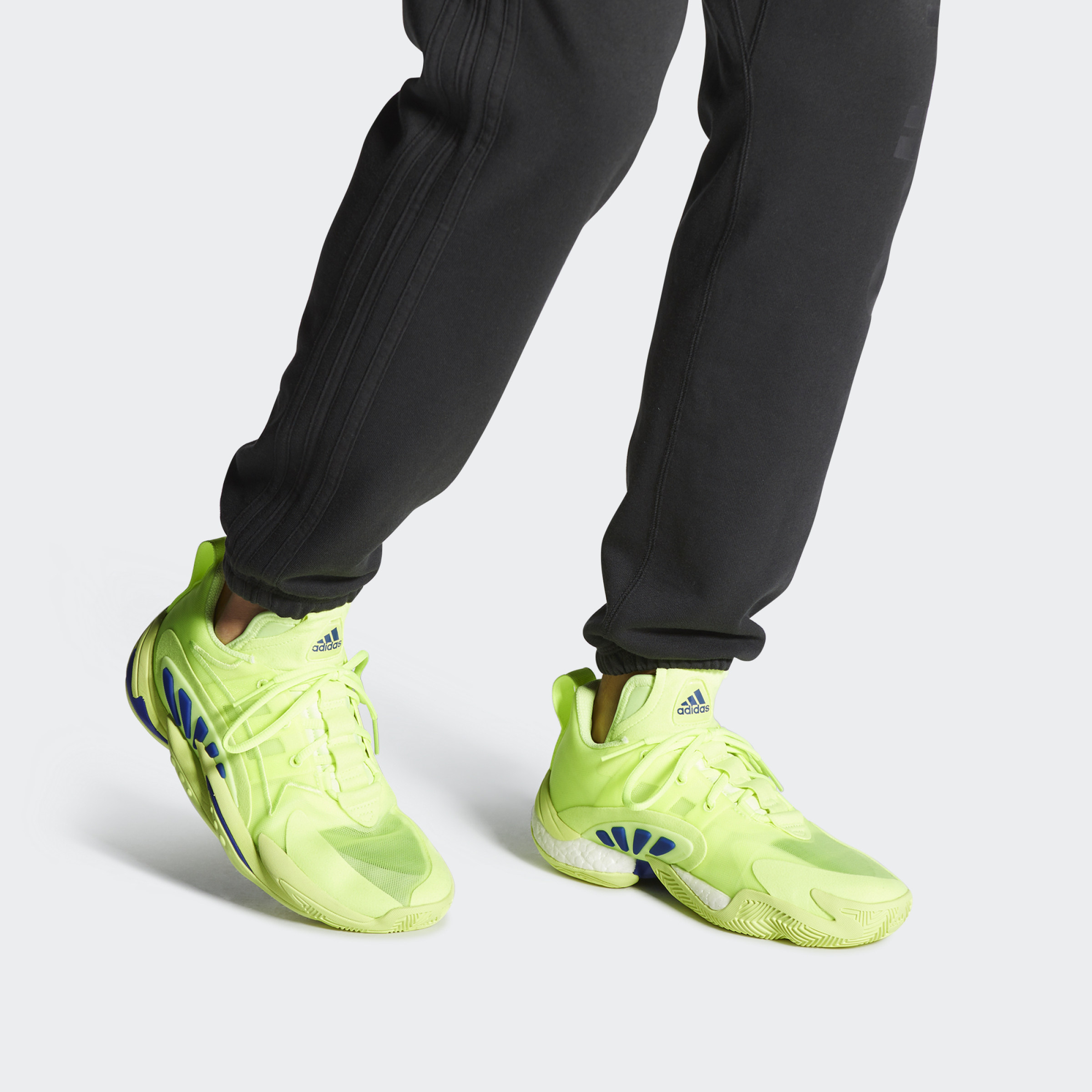 Adidas/阿迪达斯正品新款男女荧光绿天足运动篮球鞋 EE6009