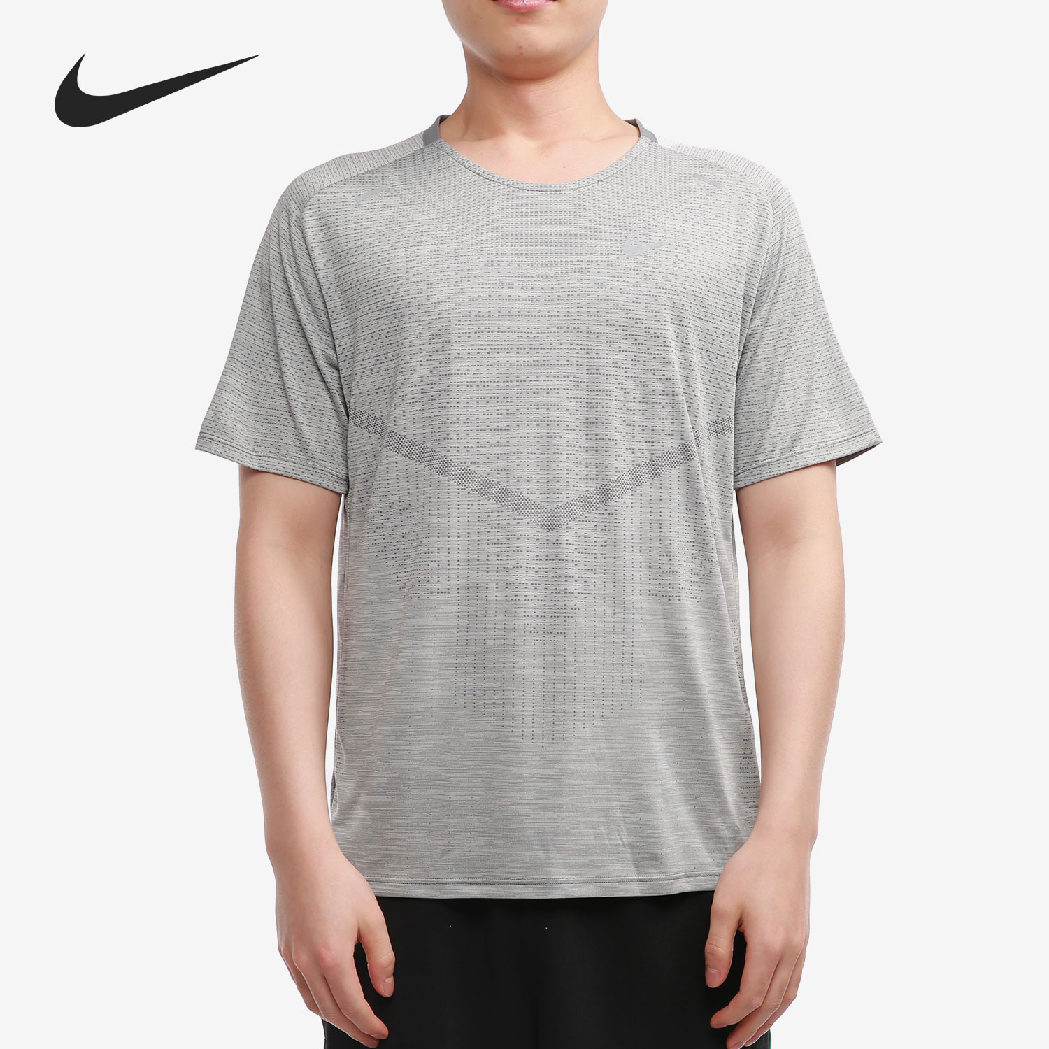 Nike/耐克正品男子夏季反光透气跑步运动短袖T恤 CZ9047-084