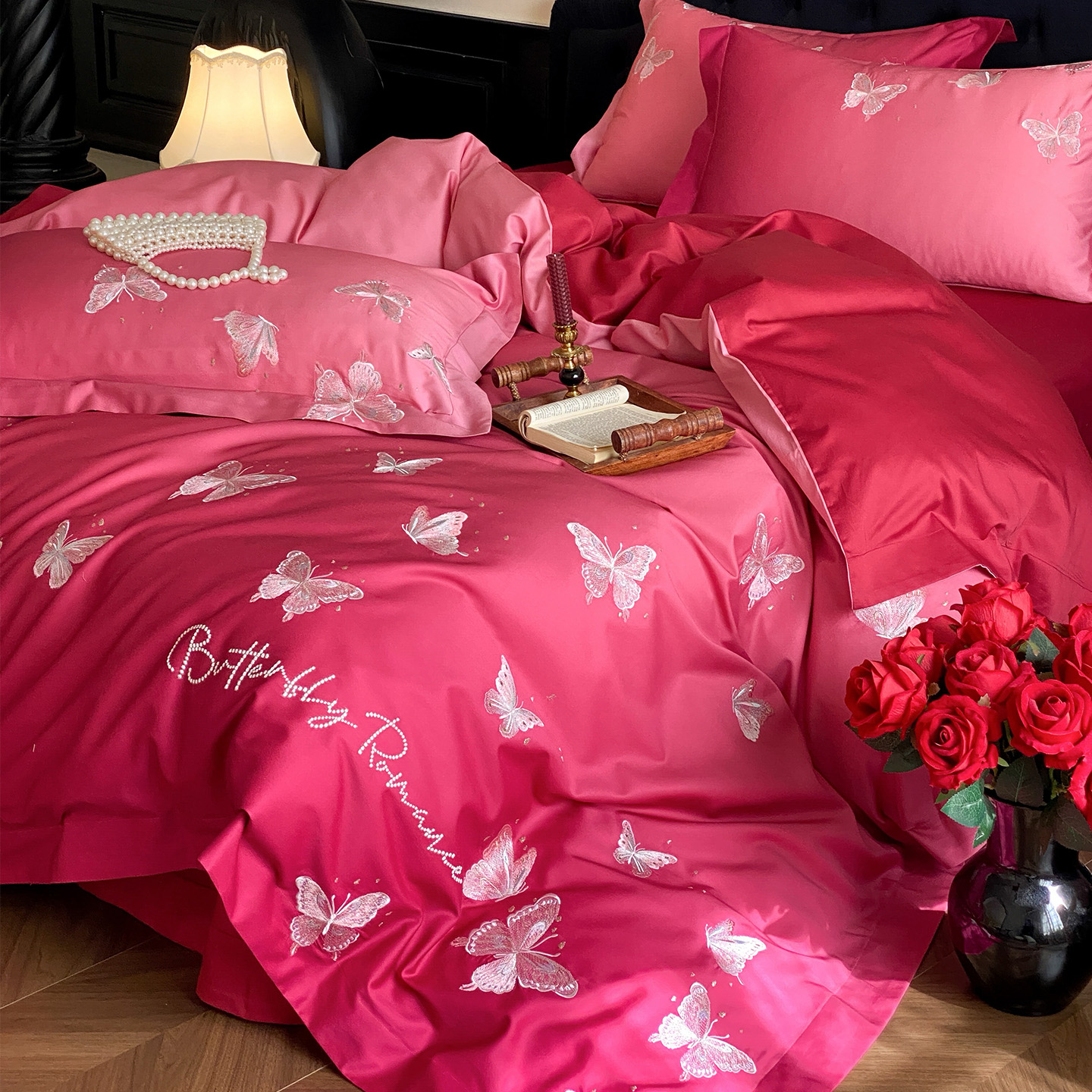 LANSWAY渐变色蝴蝶刺绣全棉婚庆四件套红色结婚被套床单1.8米床笠