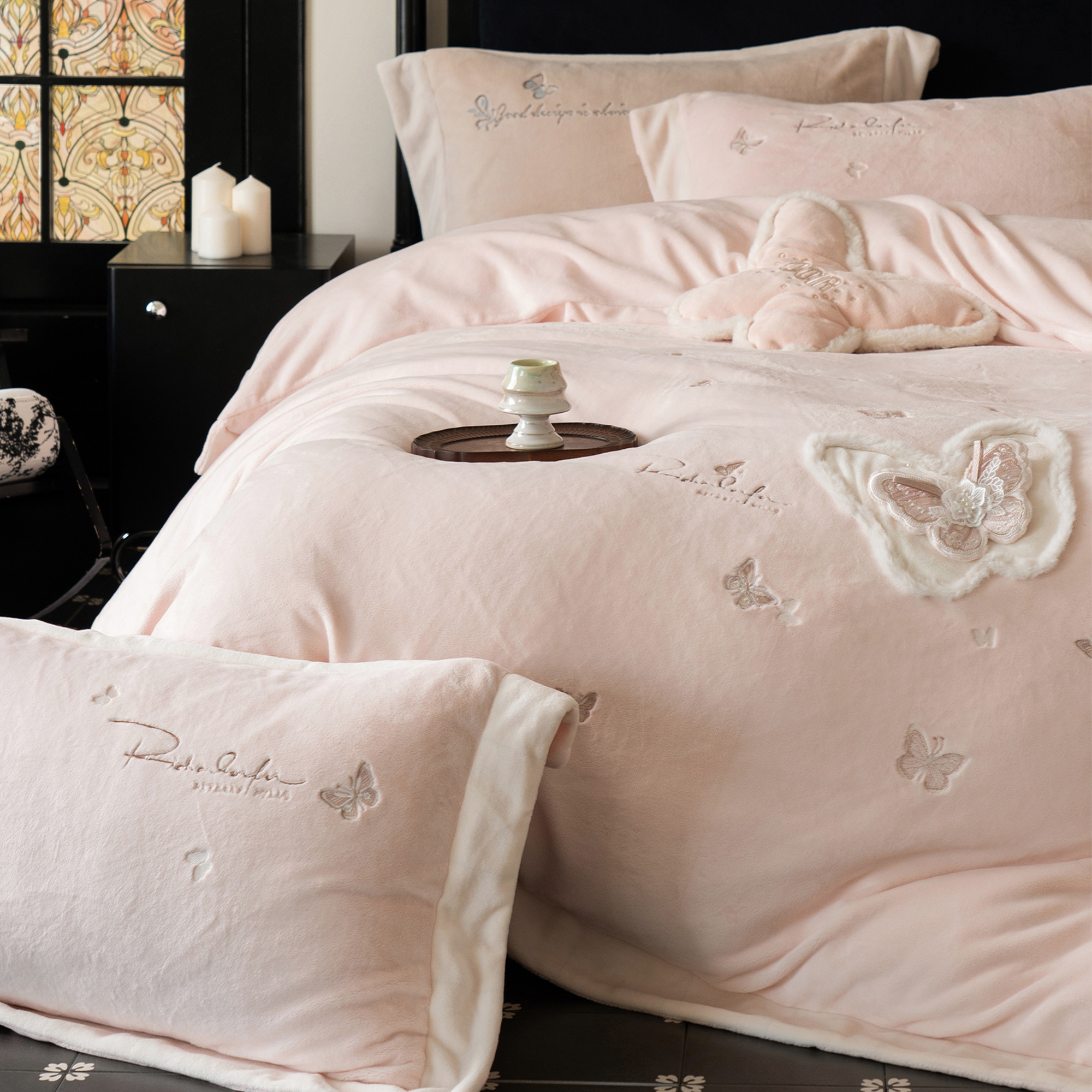 LANSWAY浪漫蝴蝶牛奶绒四件套冬天保暖粉色被套珊瑚绒床单1.8床品