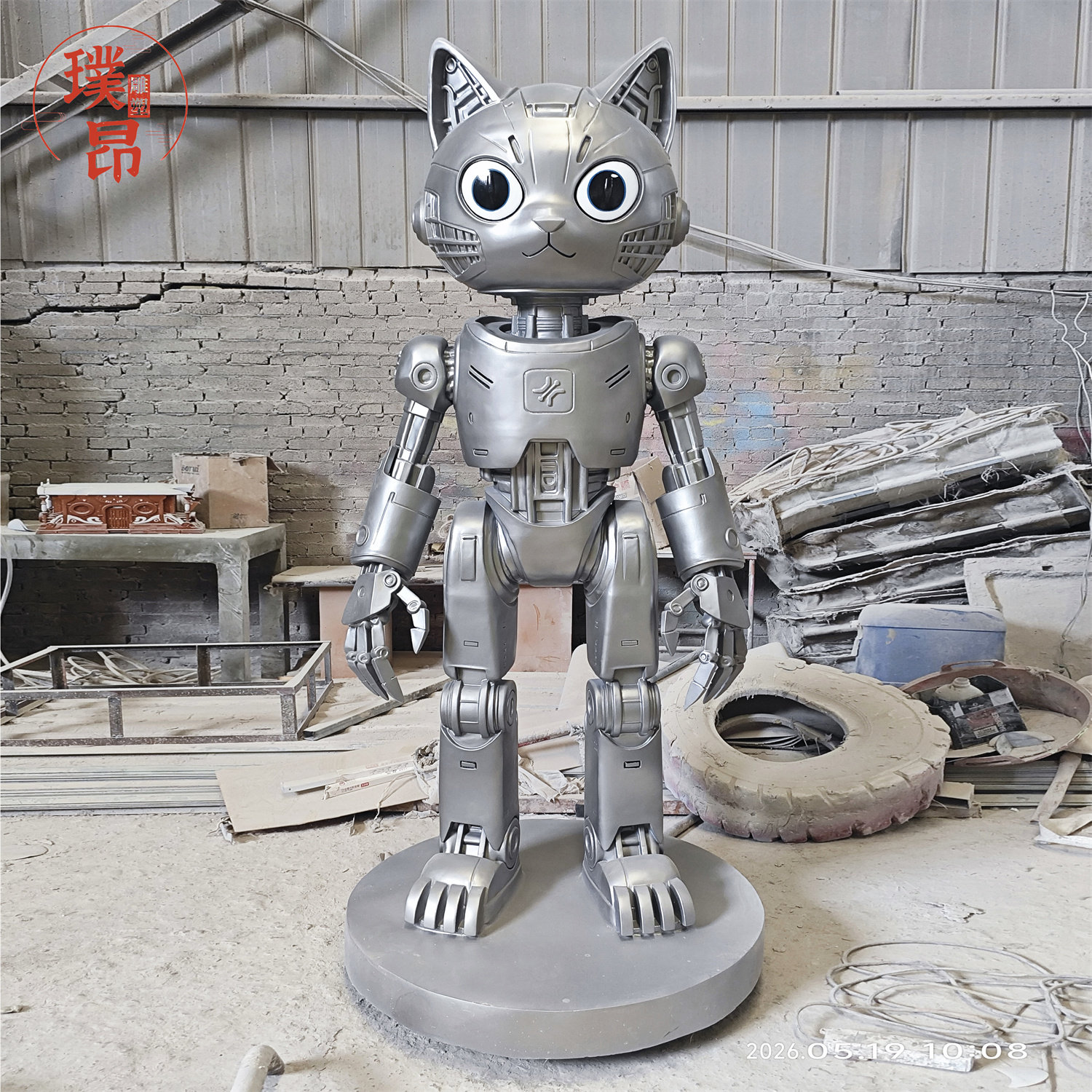 机械猫玻璃钢雕塑科技展览摆件定制赛博卡通猫模型机器猫人雕像