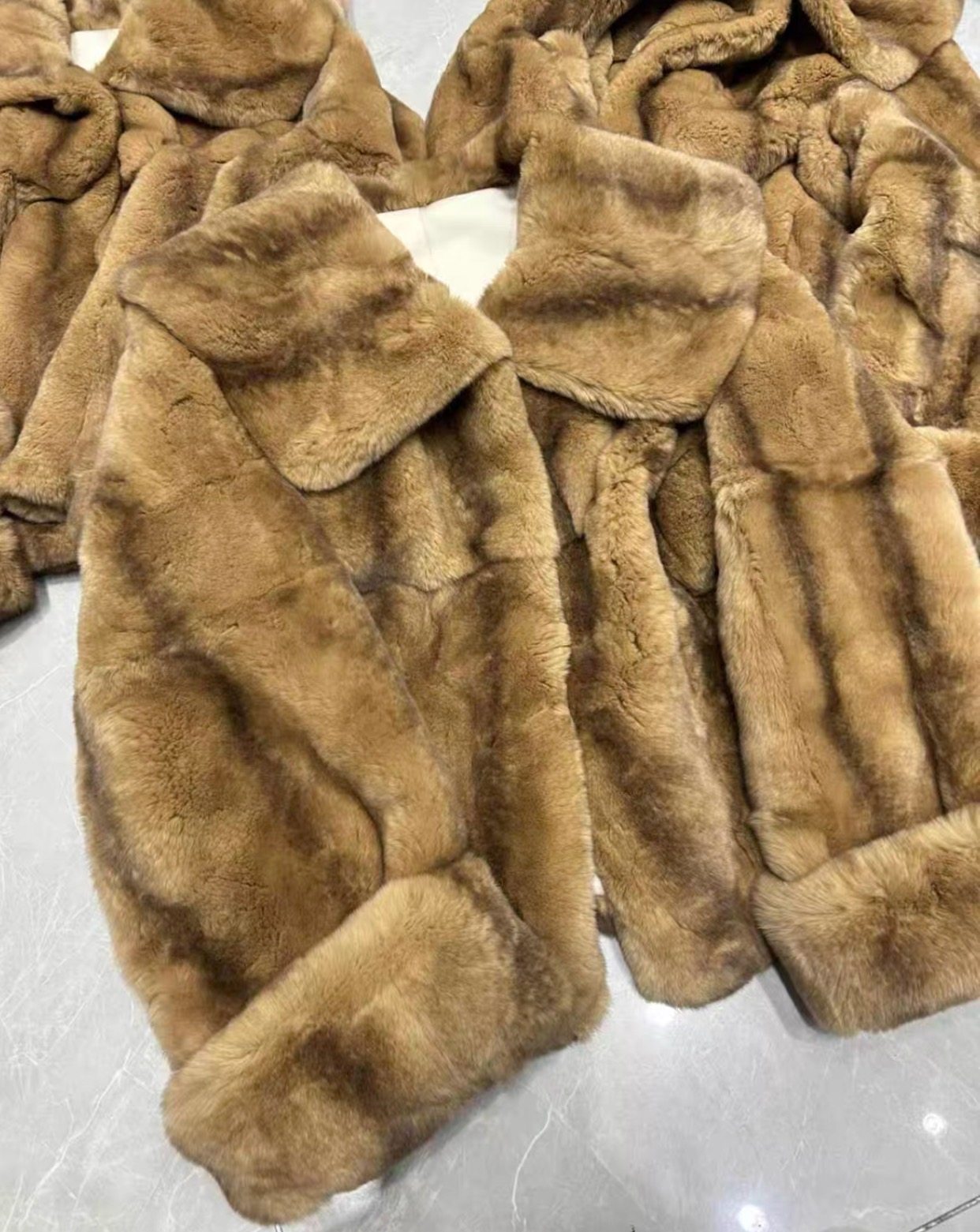 2025秋冬新款韩版宽松显瘦百搭纯色翻领短款雷克斯獭兔毛皮草外套,女装/女士精品,皮草,淘宝优惠券,粉丝福利购,淘宝优惠卷